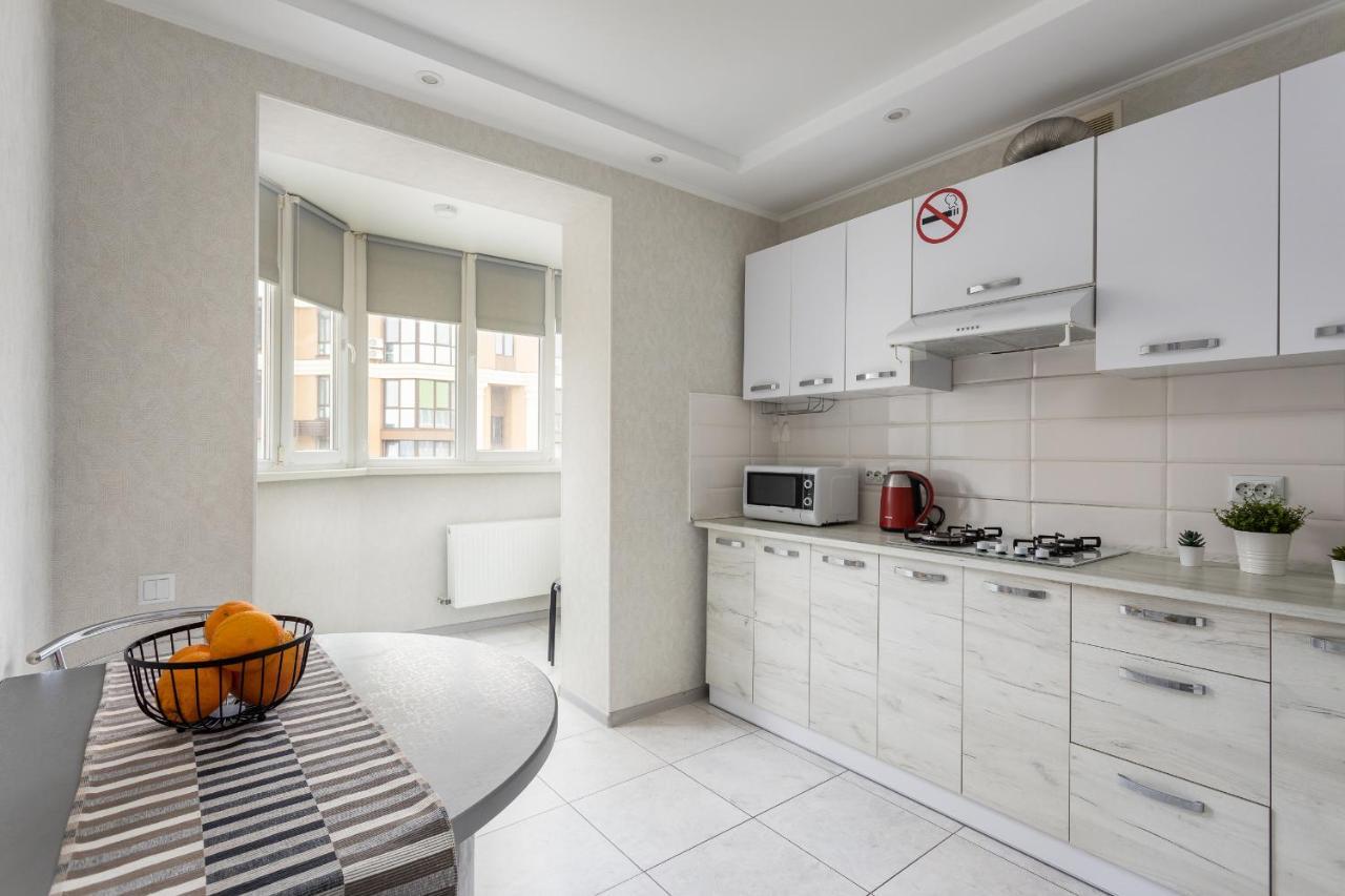 0131 Apartment Near Zhulyany Airport New Complex Kiev Esterno foto